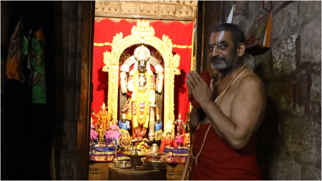 HH Swamiji’s Divine Visit to Mandasa Vasudeva Temple